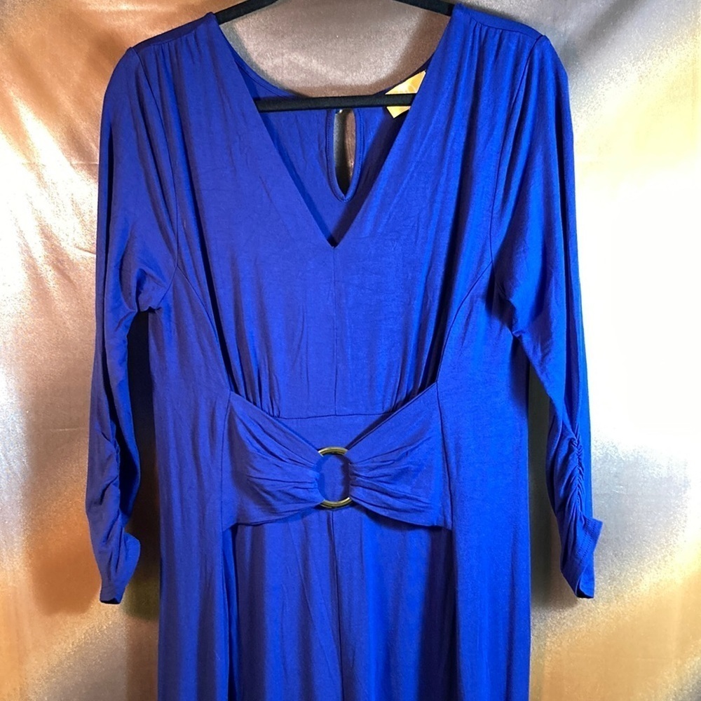 Beautiful Liz Lange Maternity‎ jumpsuit. Size M. Rouched sleeves gold detail. W.